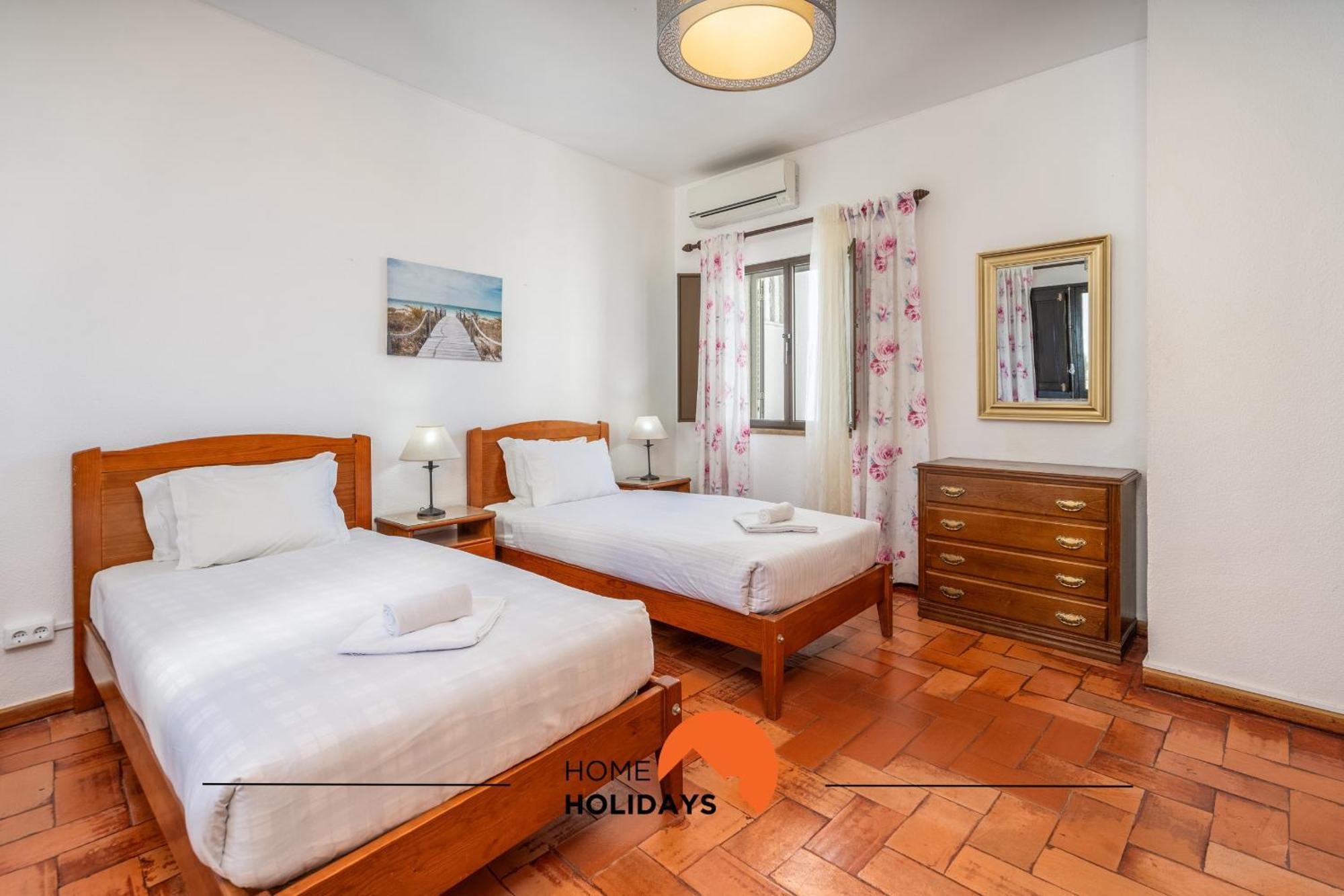 #232 Girasol 33 By Holidays Villa
